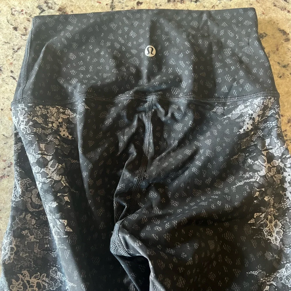 lululemon athletica Black Floral Leggings - Picture 3 of 6